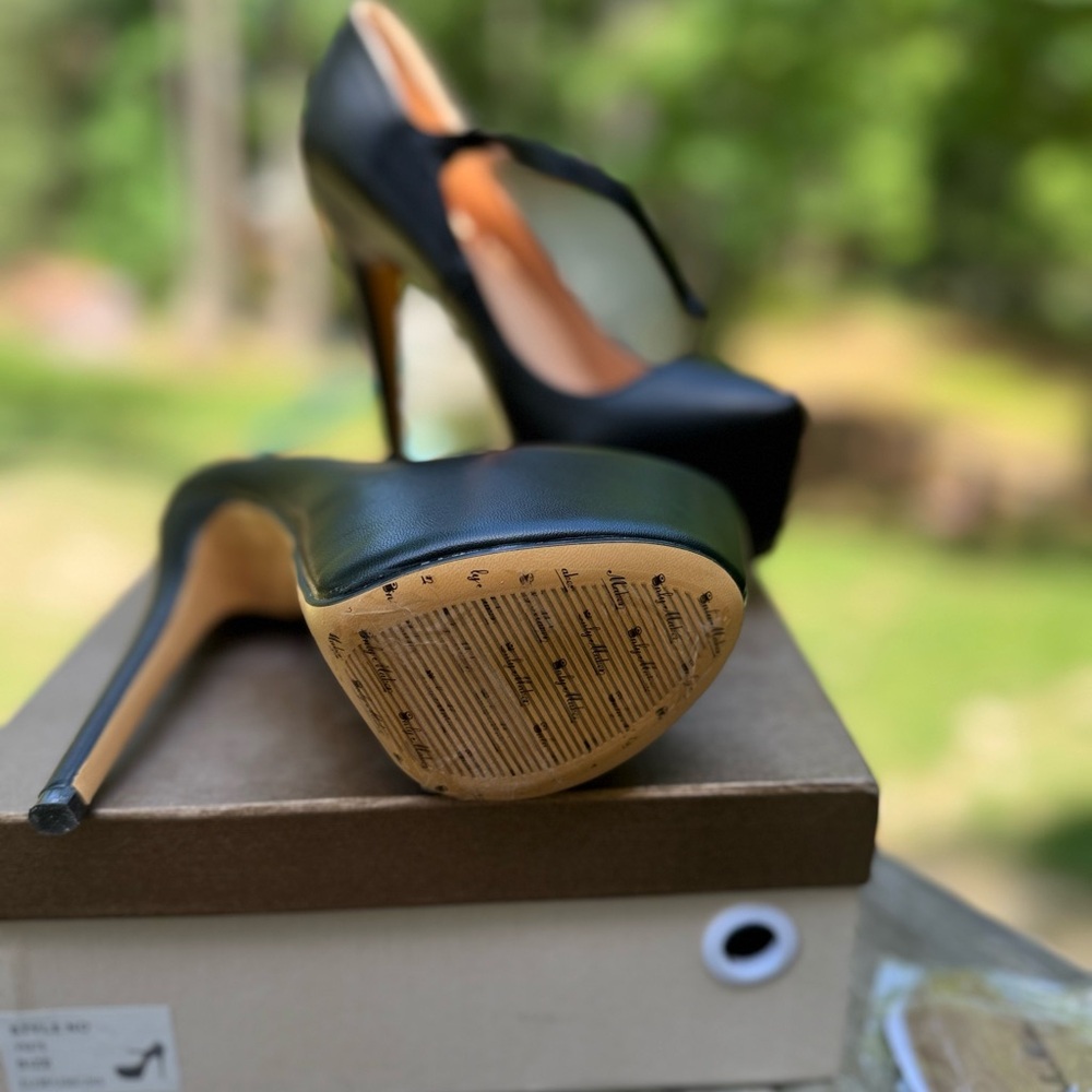 Black Platform Stiletto Heels 6.25” heel - Picture 4 of 6